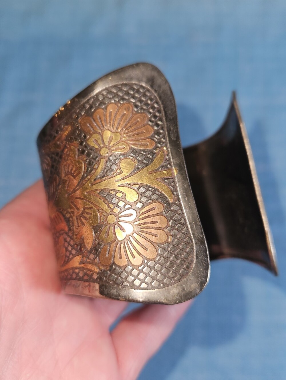 Vintage Pewter and Copper Etched Floral Bracelet Cuff - Picture 6 of 9